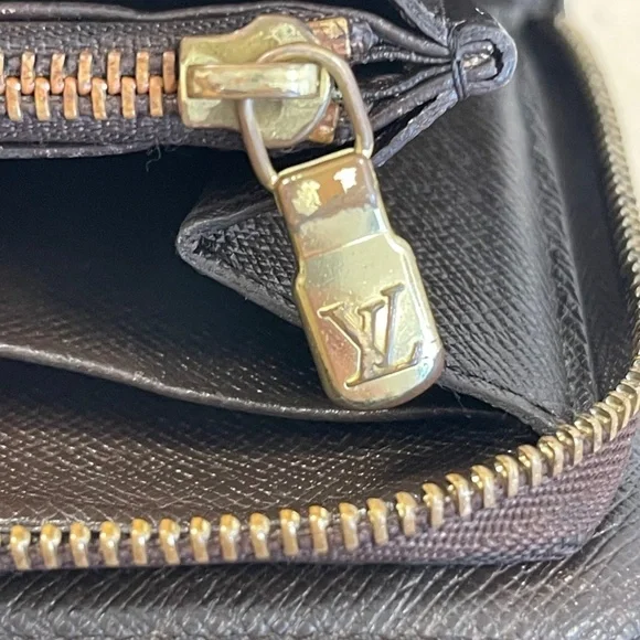 Louis Vuitton Damier Ebene Porte-Monnaie Zippy Wallet - Preowned - Picture 9 of 14